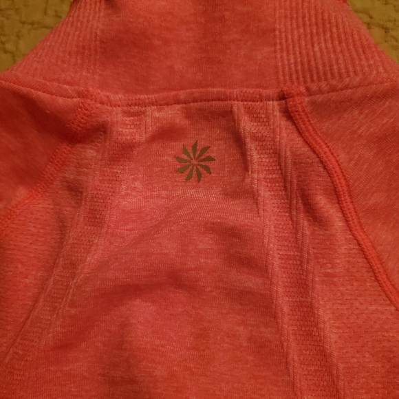 Athleta Fastest Track Coral Pink Long Sleeve Running Shirt Thumbholes 1/4 Zip. - Picture 6 of 6